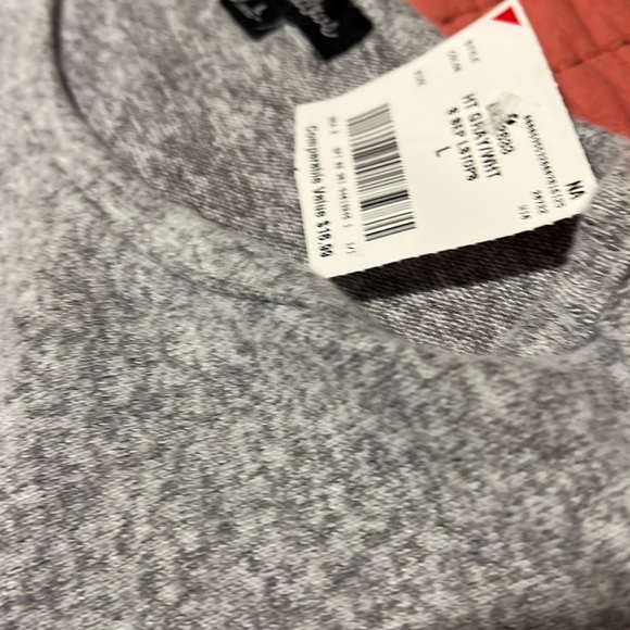 Feminine light weight gray sweater with pearl sequins. - Picture 2 of 3